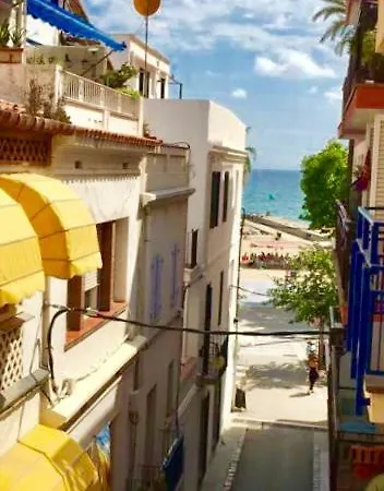 Sunny Flat In 30 Seconds To Beach, Balcony & Sea Views! * Сиджес